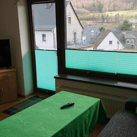 Ferienwohnung Angelburg - Marburg Biedenkopf Mit Balkon Und Badewanne Gonnern 외부 사진