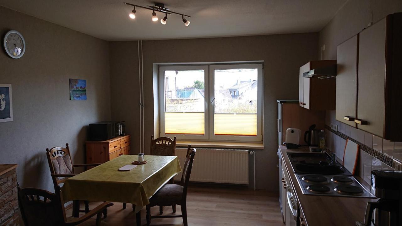 Ferienwohnung Angelburg - Marburg Biedenkopf Mit Balkon Und Badewanne Gonnern 외부 사진
